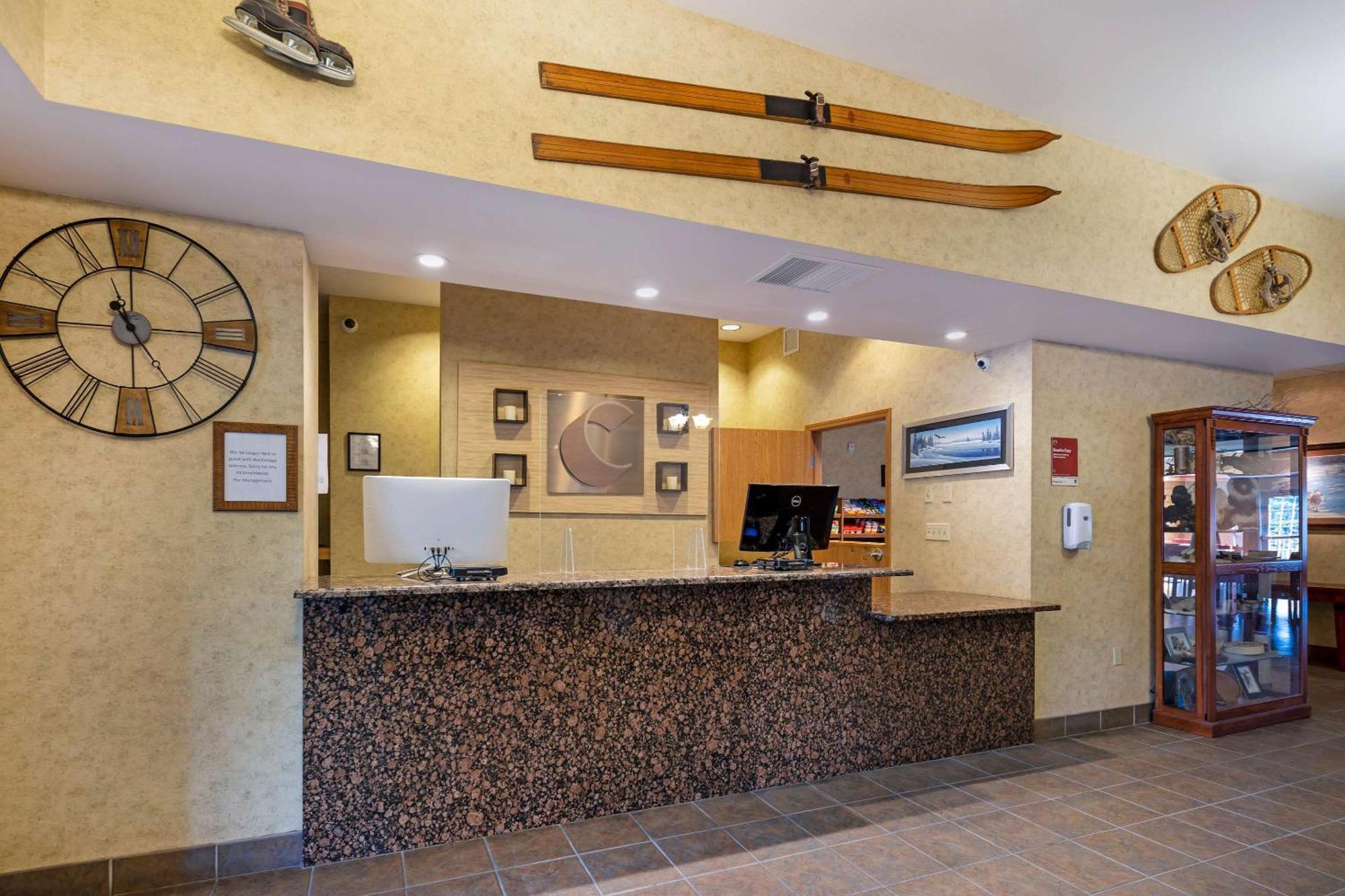 Comfort Suites Anchorage International Airport Exterior photo
